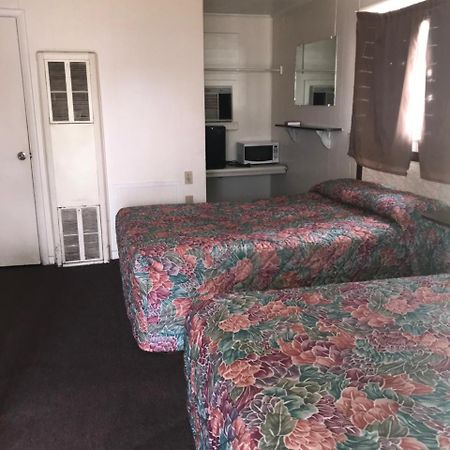 Coronado Motel Сандъски Екстериор снимка